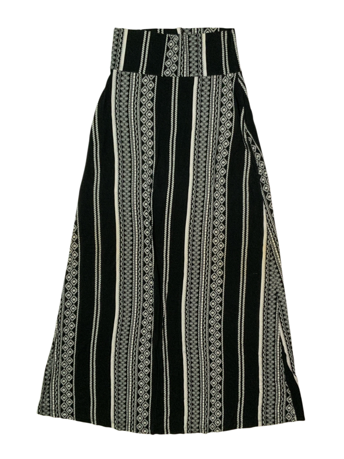 Charlotte Russe Black and White Skirt